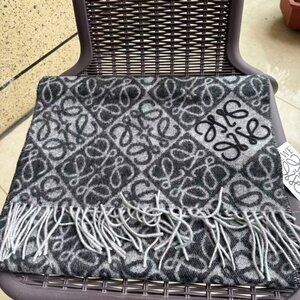 Loewe Anagram Wool Blend Scarf – Gray Logo Pattern, Fringe, Like New